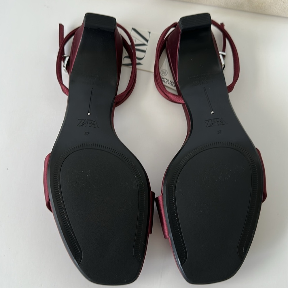 Zara Women’s Deep Red Strappy Sandals Size 6.5 - Picture 8 of 16
